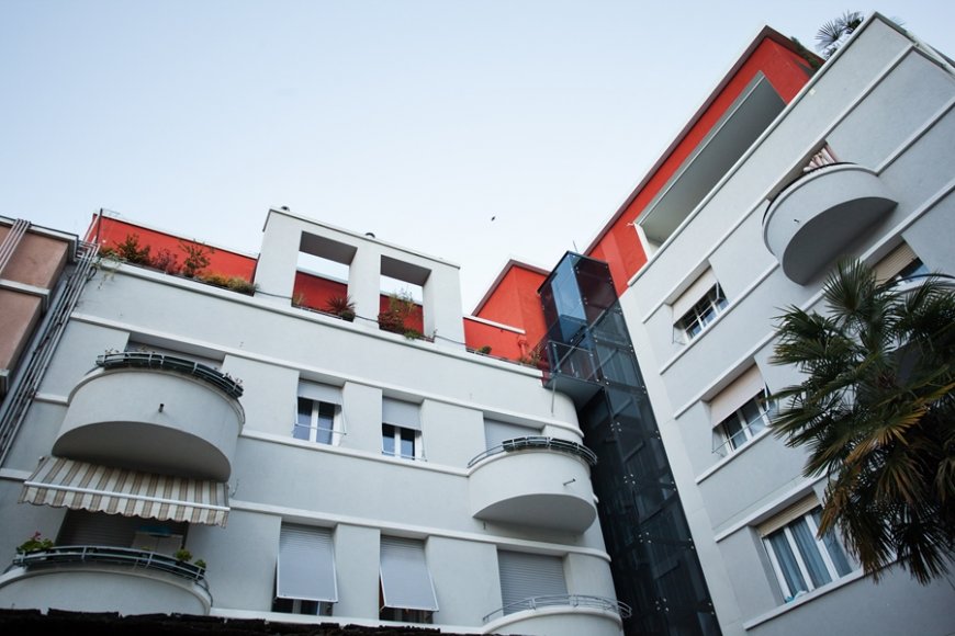 BOLZANO | Sopraelevazione e risanamento energetico edificio